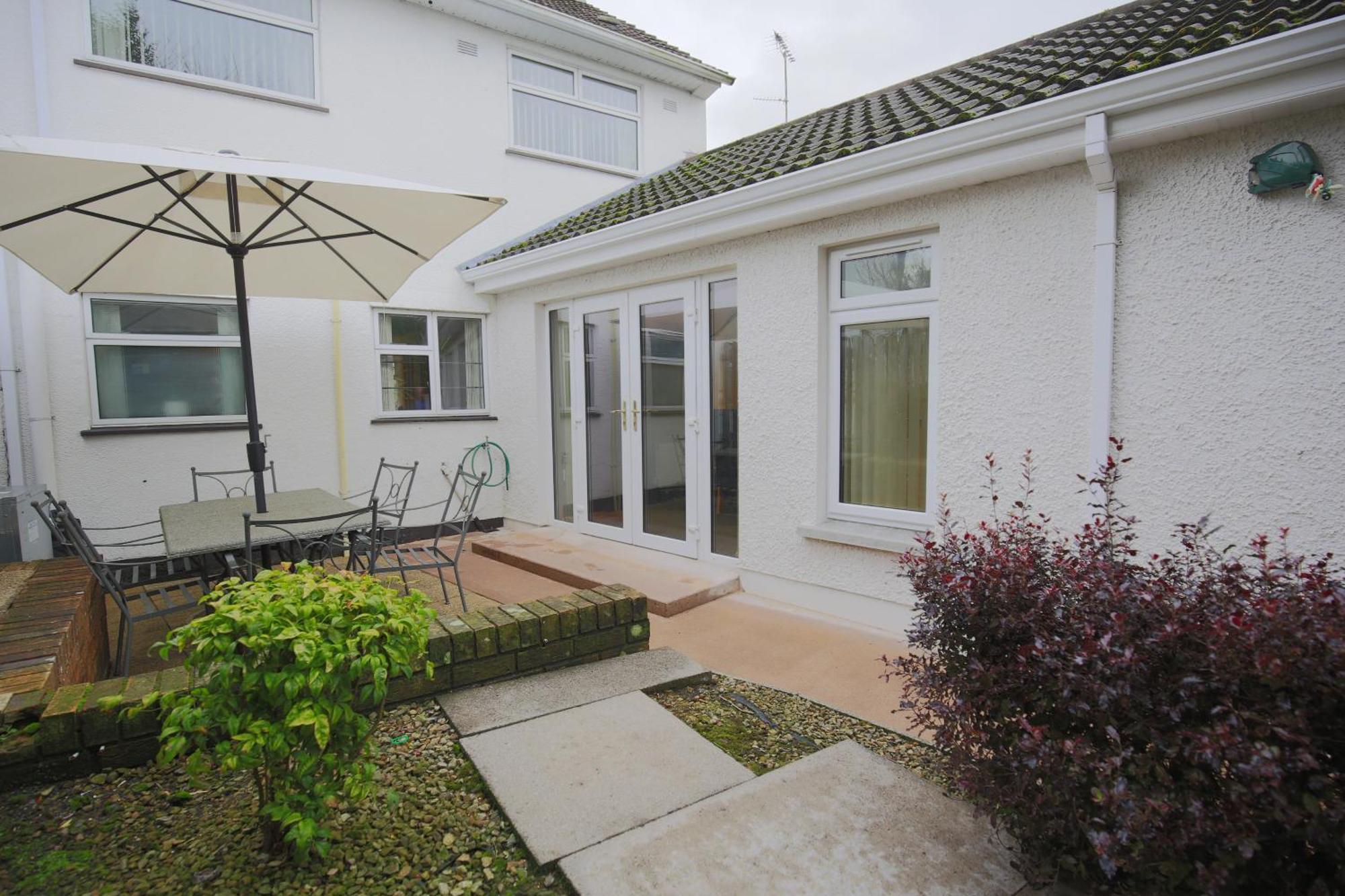 אניסקילן Spacious 4 Bedroom Home - 5 Min Walk To Town מראה חיצוני תמונה